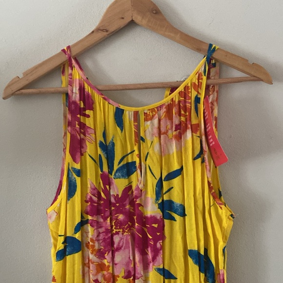 NWT evereve Allison Joy Catalina  MAXI DRESS yellow floral size  M 100% rayon - Picture 6 of 16